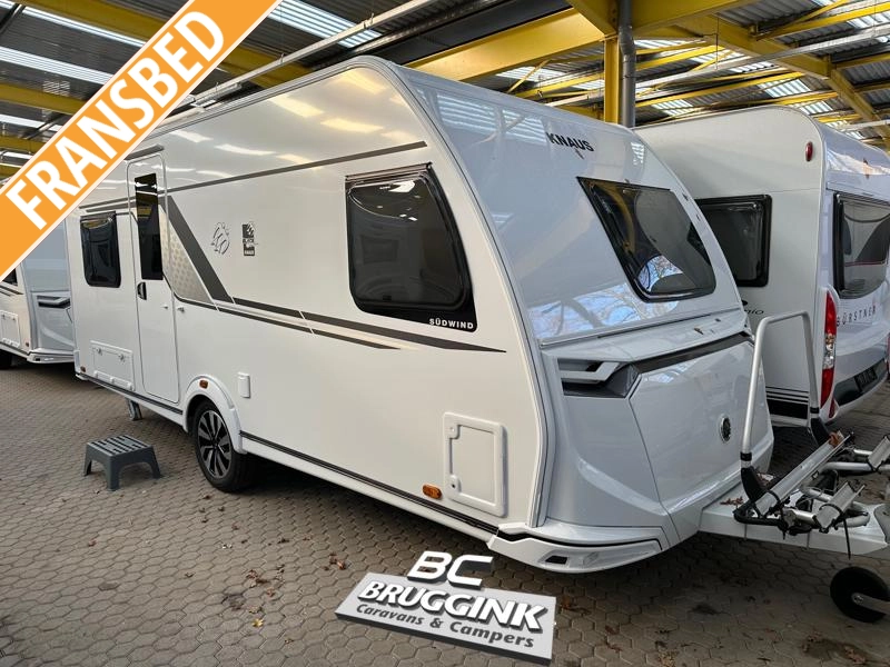 Knaus Sudwind Black Selection 500 FU Frans Bed Vloerverwarmin
