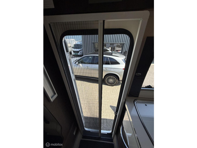 Mc Louis MC4 231 Dwarsbed + Hefbed / Euro6! foto: 22