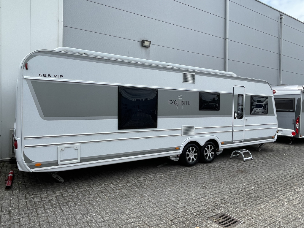 LMC Caravans Exquisite 685 VIP QUEENSBED + RONDZIT TANDEMASSER 2025 ! foto: 20