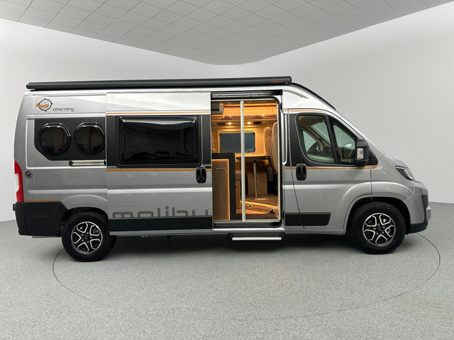 Malibu Van Diversity 600 DB K Charming GT Skyview foto: 14