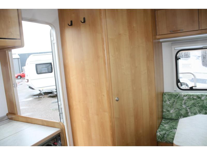 Bürstner Artstep 420 TN  foto: 5