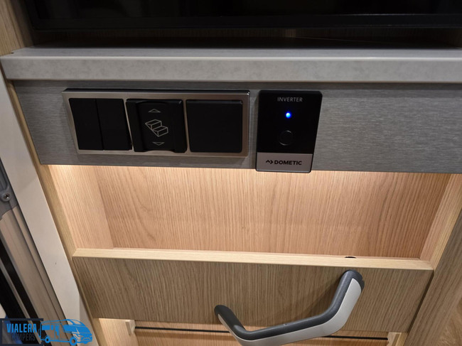 Hymer BMC-T 680 *170pk Automaat* Volledige luchtvering* VOL! foto: 13