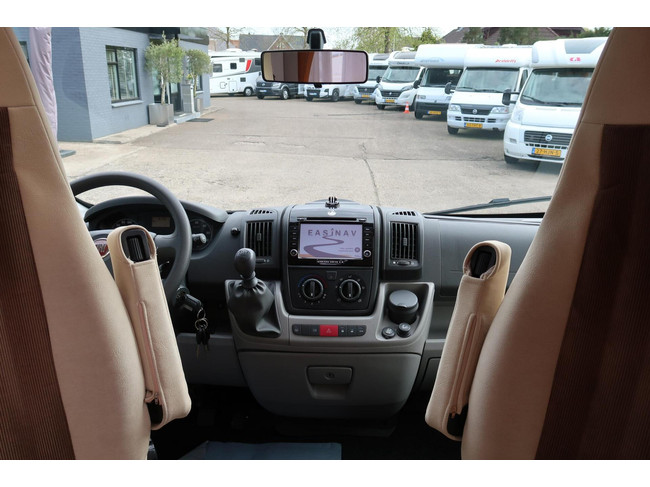 Hobby D650ESC|Camas individuales|61766KM|Muy cuidado|2xAire acondicionado ! foto: 6
