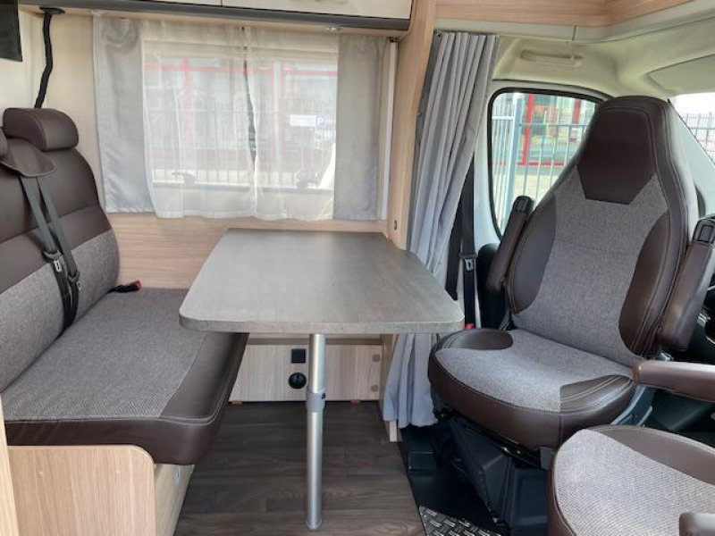 Sunlight T 66 Sky View + Fietsendrager  foto: 6