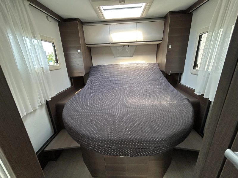 Adria Coral Supreme 670 DC 180CV - autom&aacute;tico - cuero foto: 10