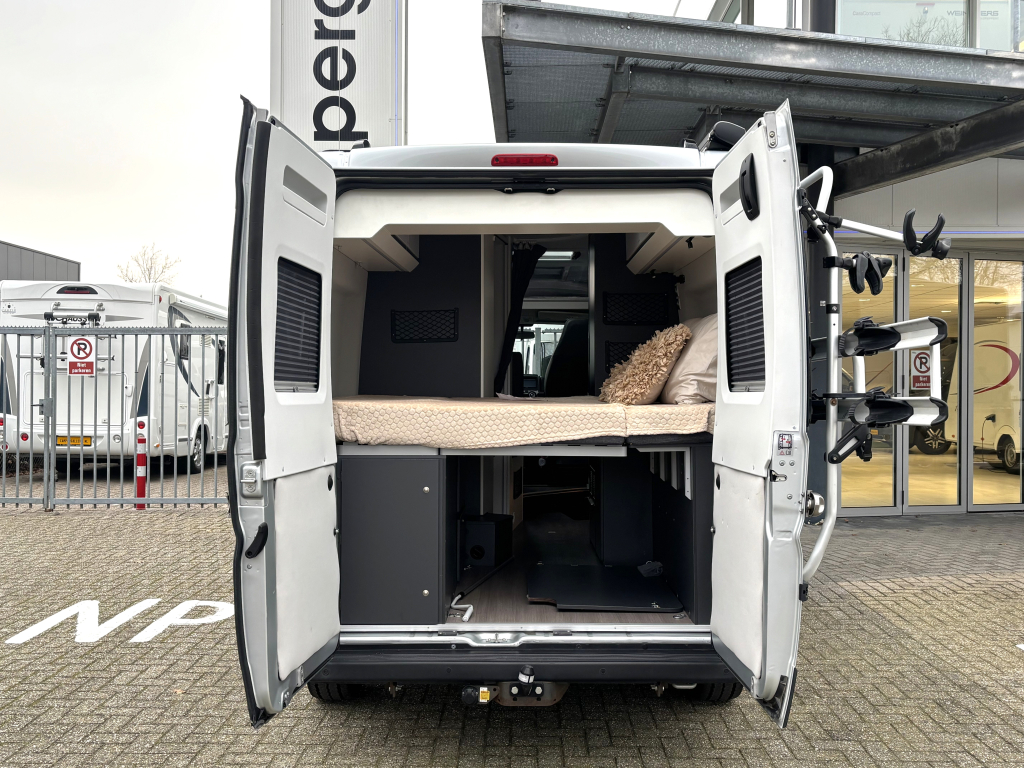 Adria Twin Supreme 600 SPB 9-TRAPS AUTOMAAT DWARSBED EURO6 foto: 22