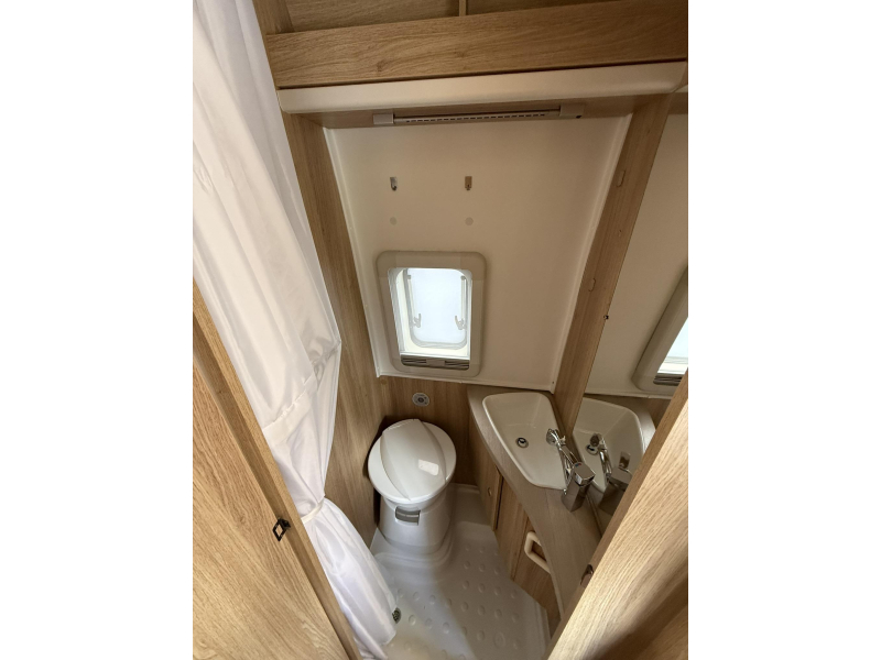 Knaus Boxstar Freeway 630 NIEUWSTAAT  foto: 15