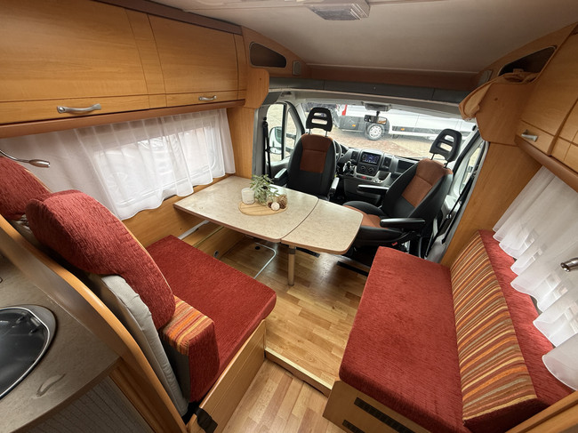 LMC Liberty ti 662 160 pk Fransbed dakairco fietsenrek luifel trekhaak achteruitrij-camera foto: 14