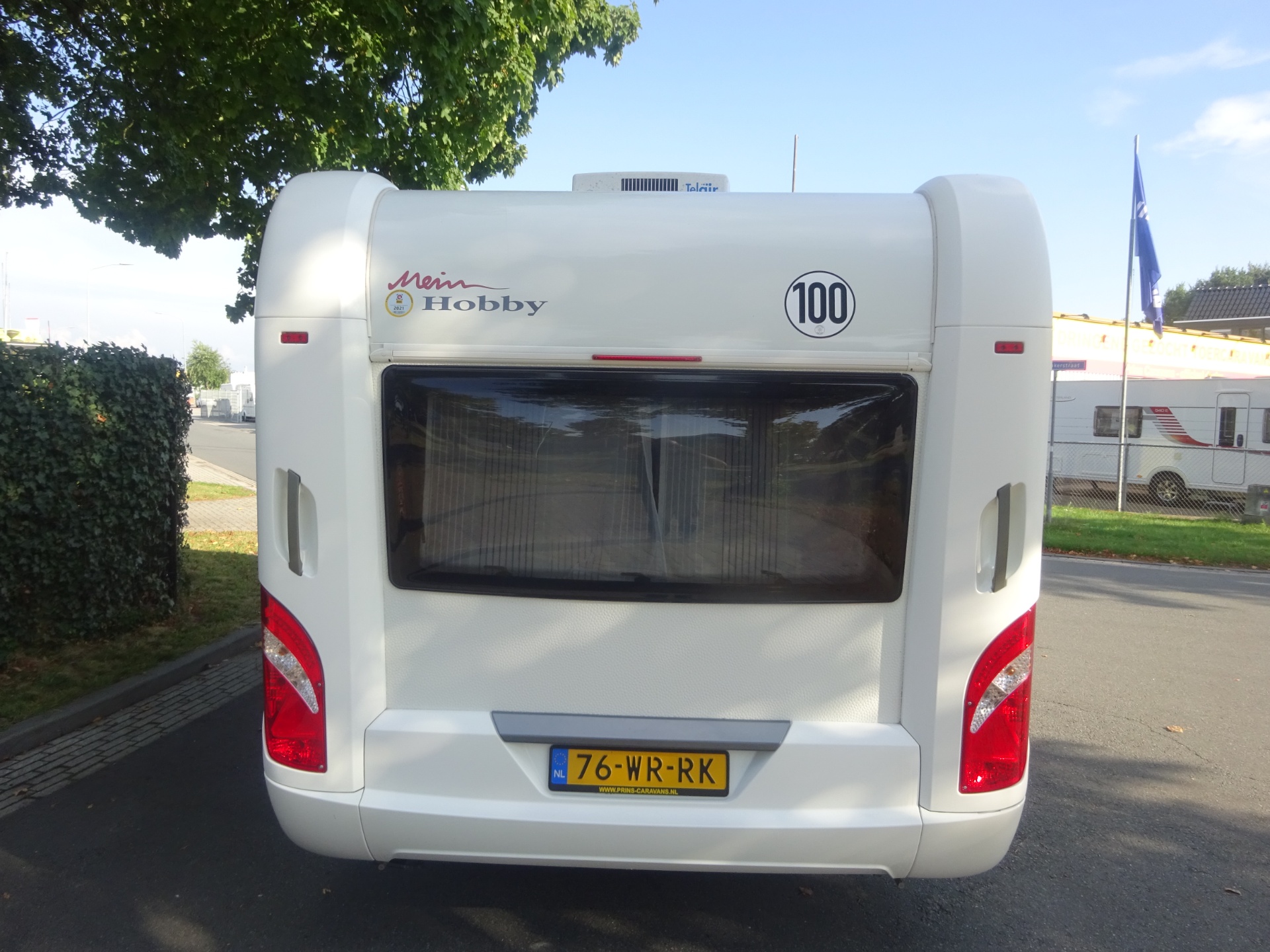 Hobby Excellent 495 UFE Met Mover en Airco foto: 5