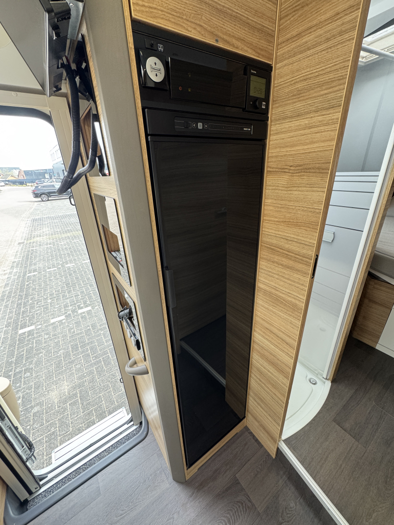 Adria Sonic Plus I 700 DC Foto: 14