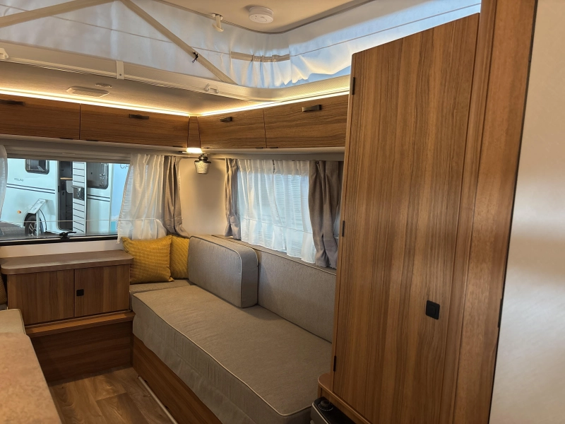 Eriba Touring 540 Legend Hampton Argent photo : 7