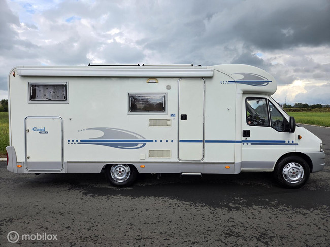 Adria Coral 660 enkele bedden 128pk ☆Trekhaak, 2004, Solar☆