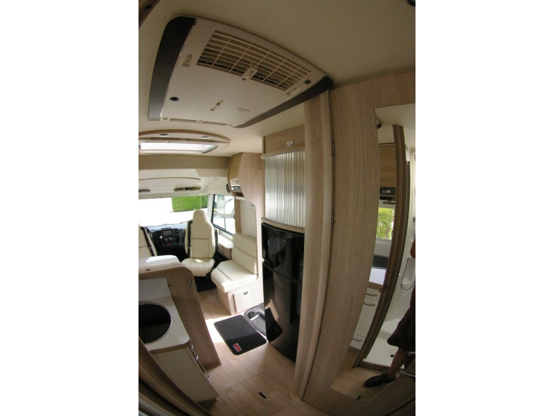 Rapido 8090 DF Queensbed, Hefbed.Airco,  foto: 15