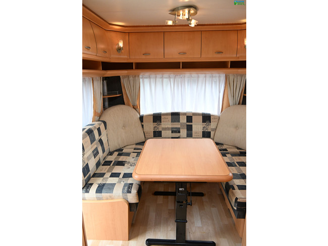 Hobby De Luxe 460UFe photo: 6