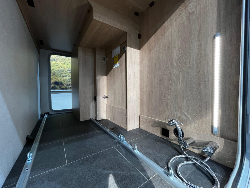 Pilote Atlas A650D Camper, Hefbed  foto: 15