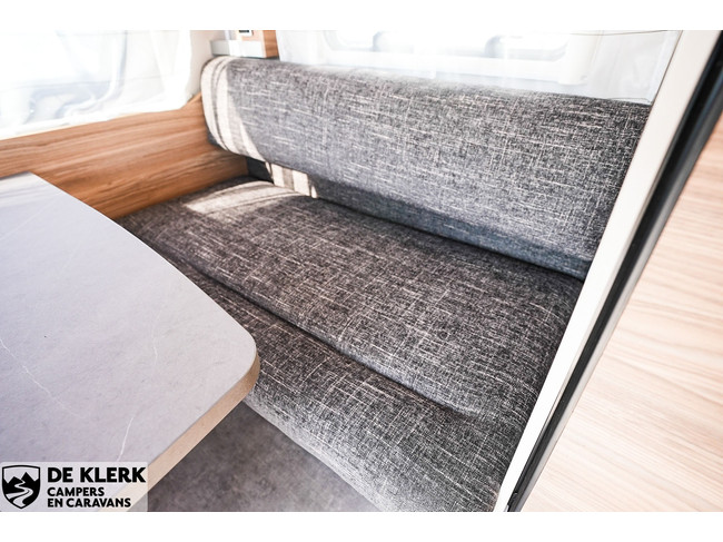 Dethleffs Nomad 460 EL Christmas Special foto: 17