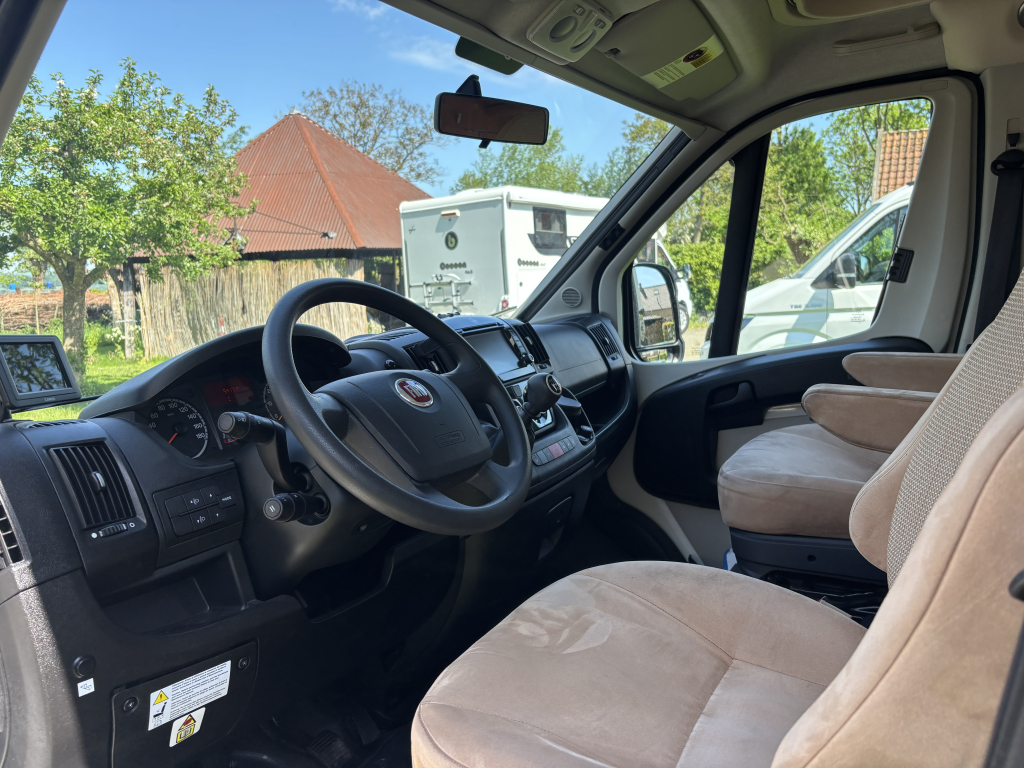 Hymer EXT588 foto: 18