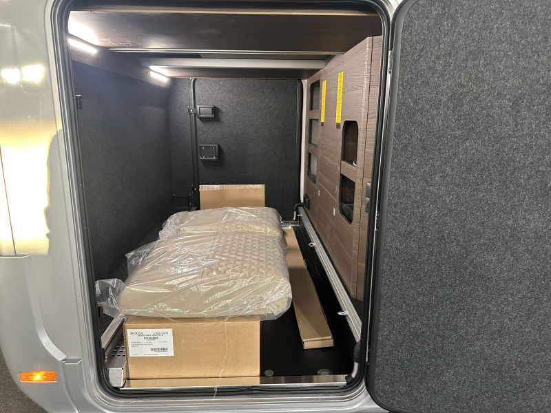 Adria Coral Supreme MB 670 DL LED / dakairco / automaat  foto: 18
