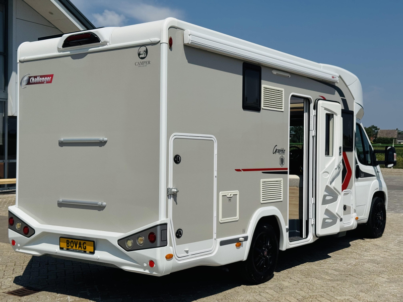 Challenger Graphite VIP 260 Ruimtewonder Automaat  foto: 5