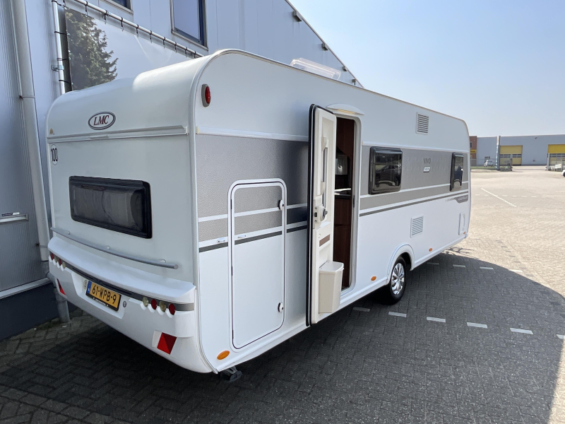 LMC Vivo 520 K STAPELBED-MOVER-VOORTENT 