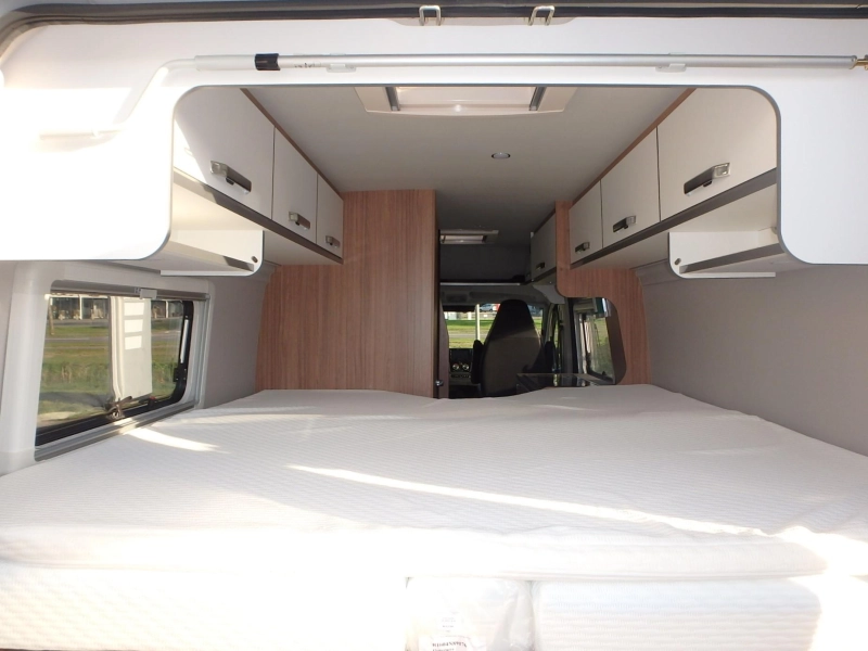 Weinsberg CaraBus 600 ME FIRE EDITION foto: 7