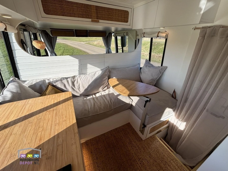 Ford E350  foto: 16