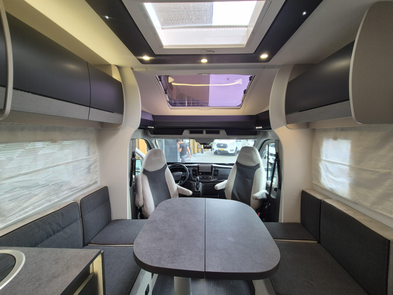 Chausson Titanium Ultimate 777 Arctic WITHOUT DROP-DOWN BED photo: 10