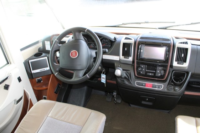 Carthago Chic E Line I 50 Yachting Fiat ocasi&oacute;n 05-2017 transmisi&oacute;n autom&aacute;tica Sistema de nivel (120 foto: 27