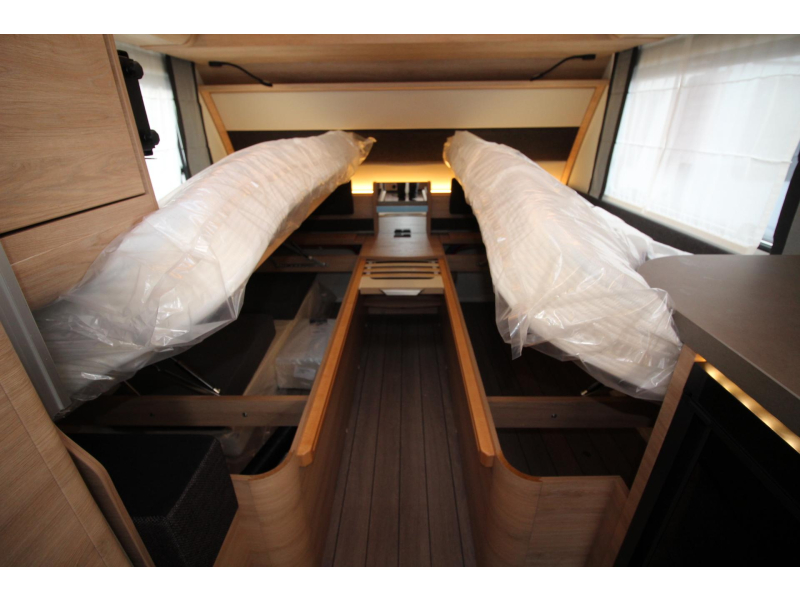 Knaus Sudwind Black Selection 500 EU Enkele bedden & rondzit!  foto: 19