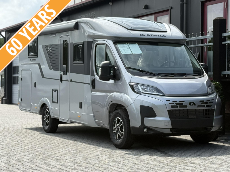 Adria Compact DL 60 a&ntilde;os - EDICI&Oacute;N 60Y - MODELO DE DEMOSTRACI&Oacute;N