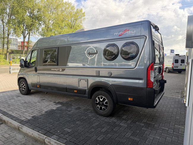 Carthago 640 LE Charming GT Automaat Enkele Bedden Zonnepaneel Luchtvering foto: 8