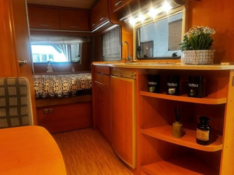 Eriba Living Pulse 440 mover, awning photo: 3