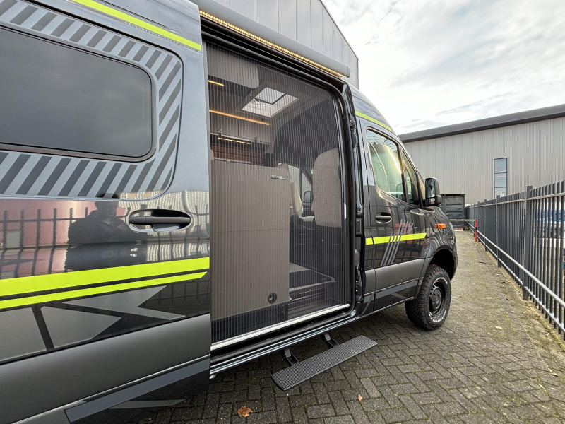 Hymer Grand Canyon S Crossover 4x4 offroad photo: 7
