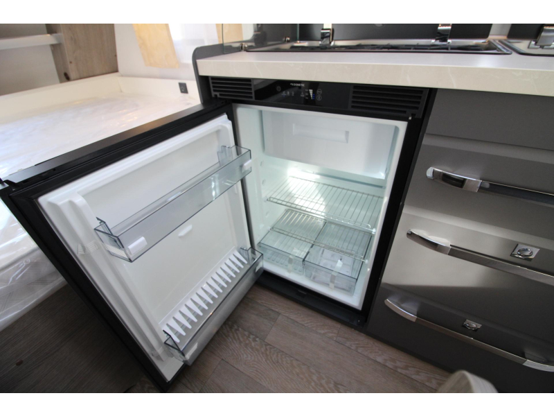 Hobby On Tour 390 SF Caravan breedte 220 cm!  foto: 10