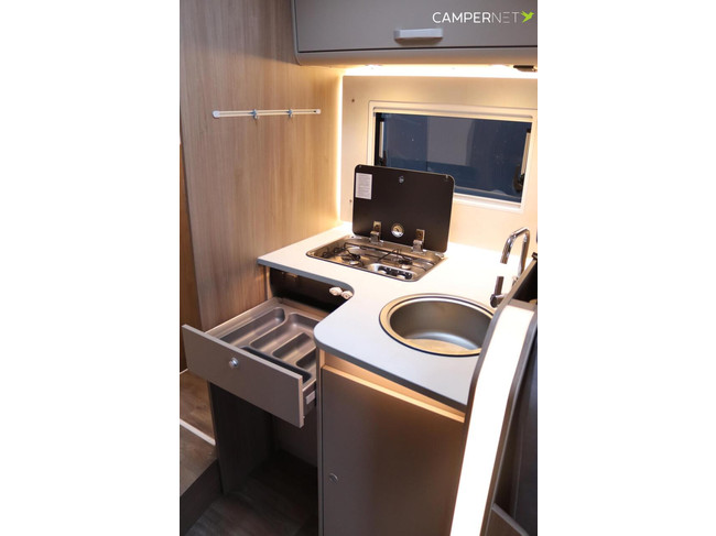 Carado I447 140hp Automatic | Pro+ Package | Drop-down bed | 2.15m Long bed! | 5 Seats | Separate shower | New available from stock photo: 11