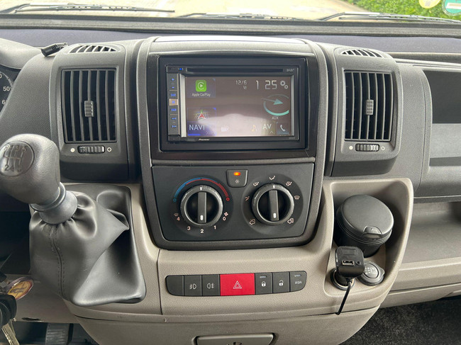 Hymer B514l | Cama fija | Asiento en L | Toldo de casete | Aire acondicionado | Bearlock | C&aacute;mara | NAVI | Apple Carplay | TV foto: 20