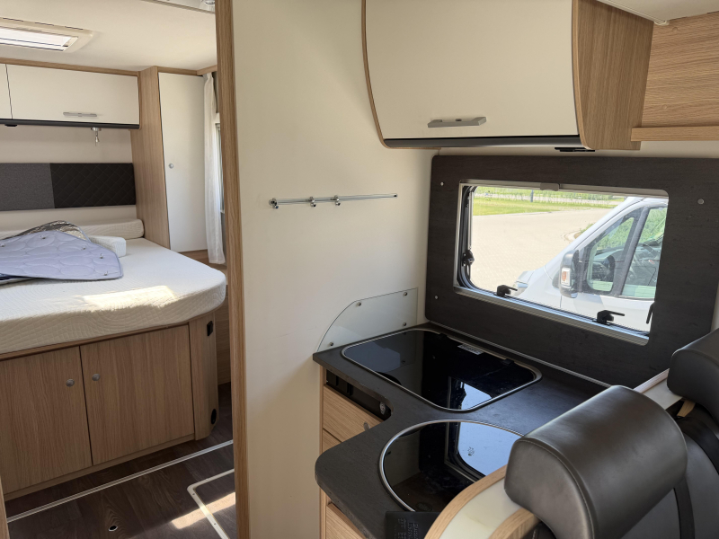 Sunlight T 69 L Queensbed - Hubbett Foto: 6