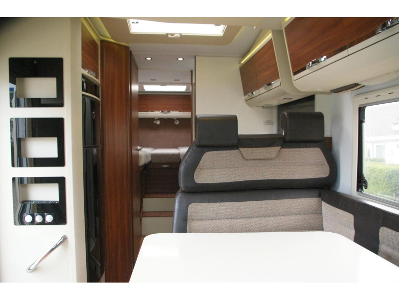 Adria Matrix Plus 670 SL Camas individuales, Cama abatible. foto: 6