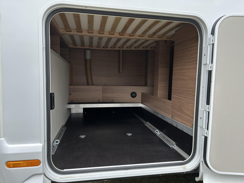 Knaus L!ve Wave 650 MF 180PK-AUTOMAAT-694CM  foto: 7