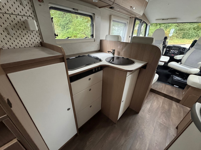Fiat Ducato Hymer Carado I338 2.3 Einzelbetten Hubbett Klimaanlage Foto: 18