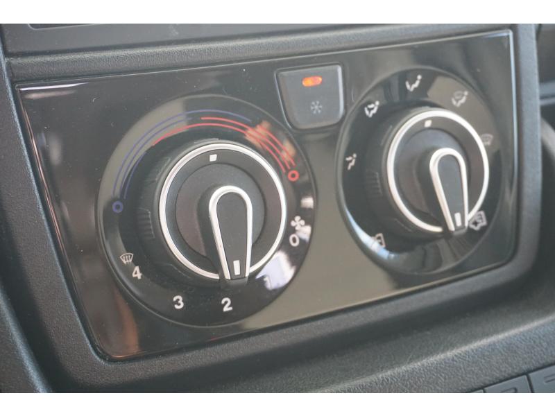 Eura Mobil Activa 690 HB  foto: 20