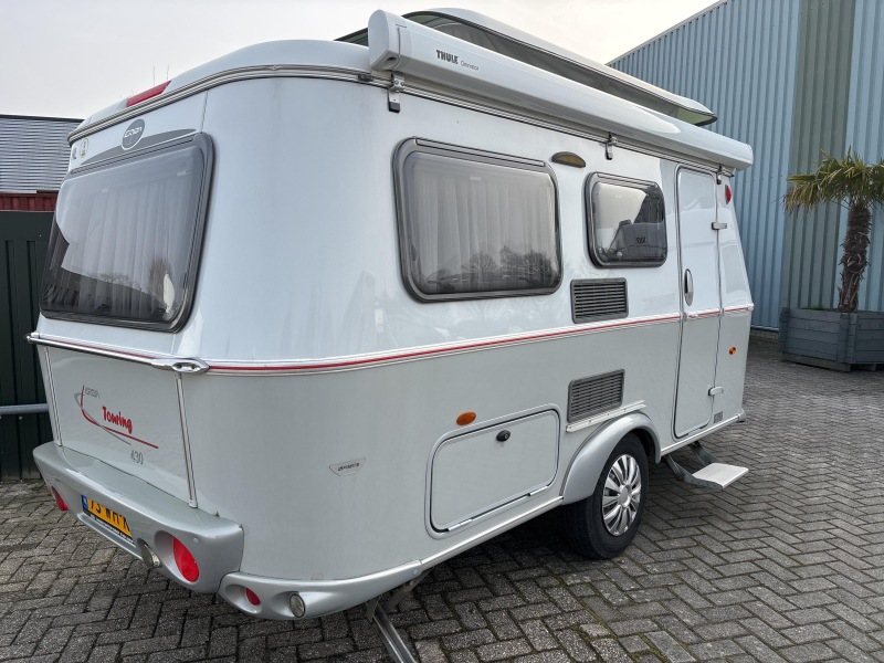 Eriba Touring Triton 430 Thule cassette awning photo: 1
