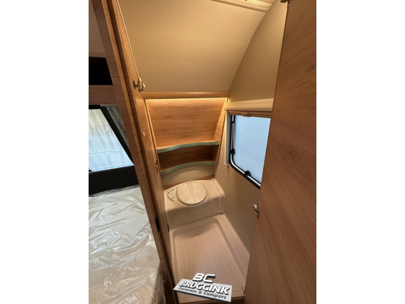 Knaus Sudwind Black Selection 450 FU LIT FRAN&Ccedil;AIS 1700 KG photo : 9