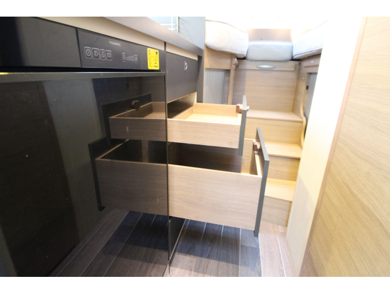 Adria Compact SL Camas individuales - Autom&aacute;tico foto: 25