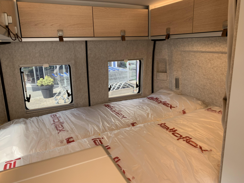Hymer Grand Canyon -- MEGA-DEAL -- photo : 13