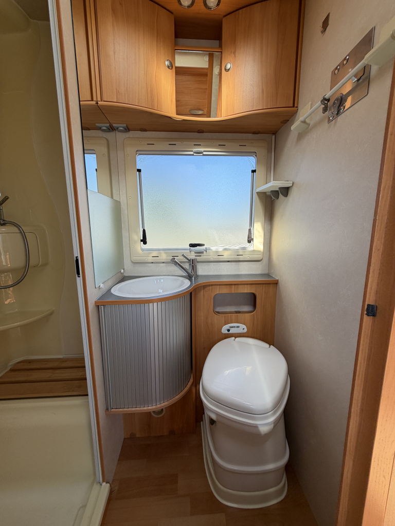 Adria Coral S 660 SL foto: 17