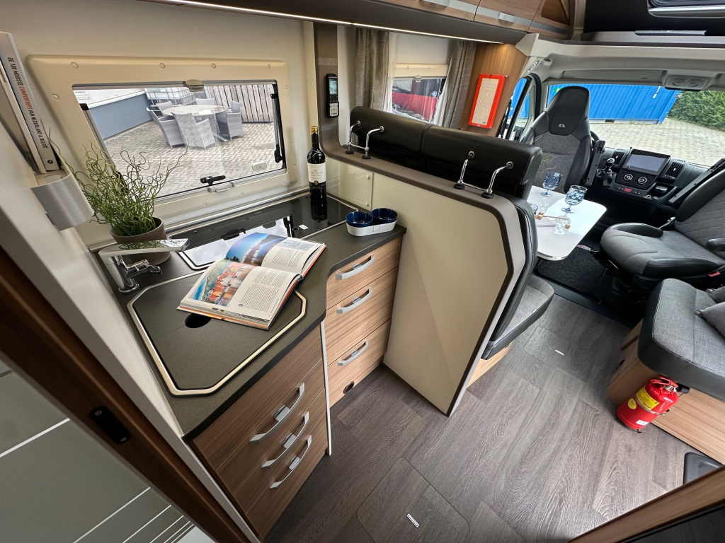 ADRIA CORAL 670 SL AXESS foto: 11