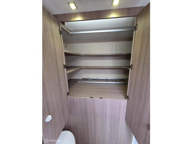 Challenger Graphite 290 camper ☆Hefbed cruise Euro-5 2015☆ foto: 22
