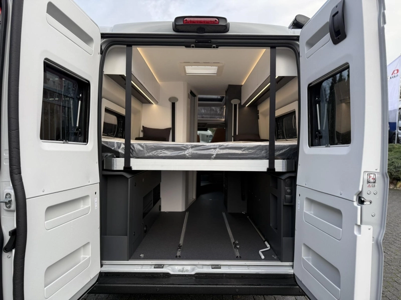 Adria Twin Supreme 640 SGX 180PK - Heavy chassis  foto: 8