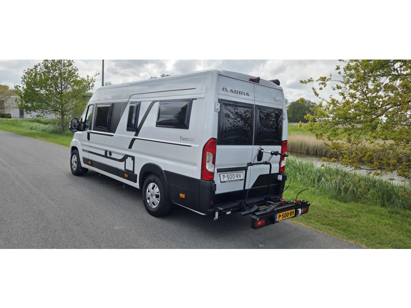 Adria Twin Axess 640 SL foto: 3